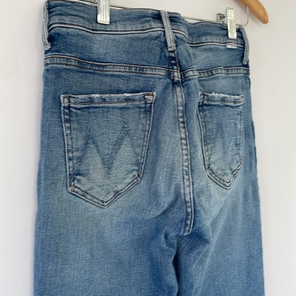 MOTHER The Fly Cut Stunner Ankle Fray Night On a Shiny White Vespa Blue Jeans 26 - Picture 8 of 17